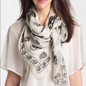 *NWT - Alexander McQueen Skull Chiffon Scarf*